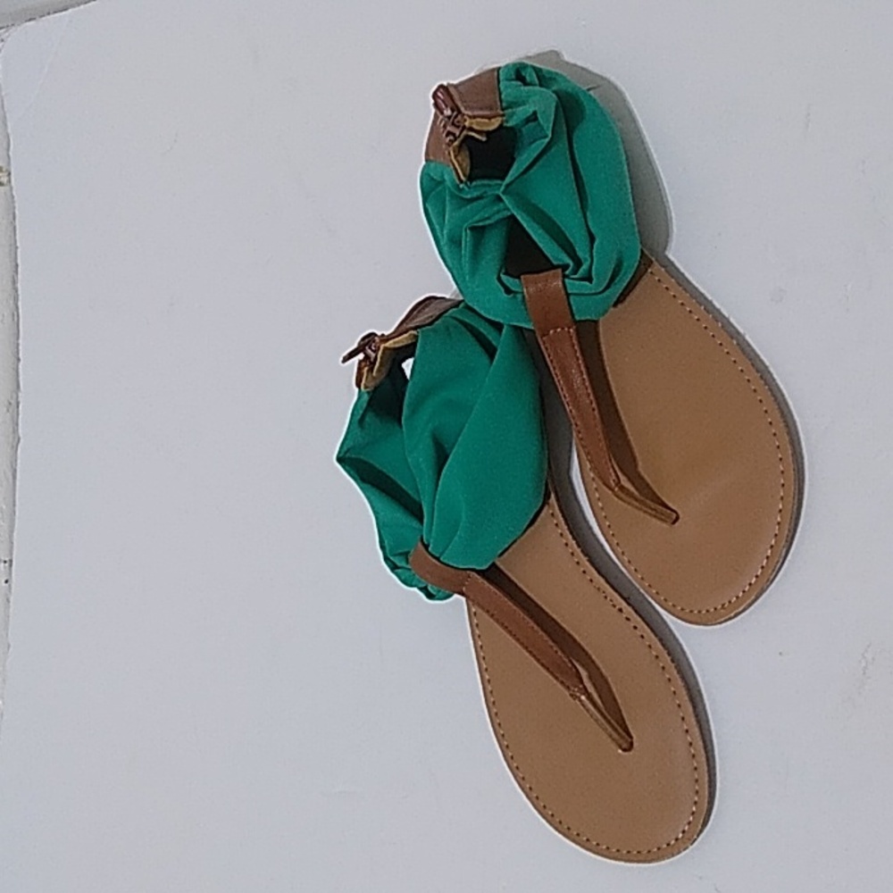 Qupid Women's Sandals